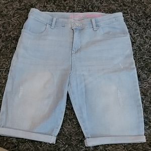 👖NWOT Girls Size 14 Shorts👖
